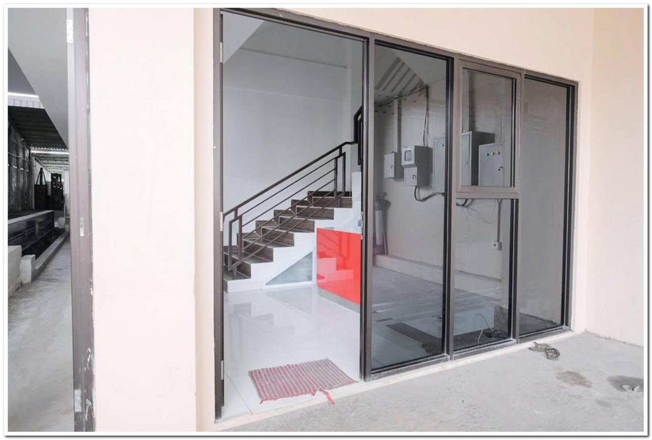 Reddoorz Near Kota Tua 2 Otel Cakarta Dış mekan fotoğraf