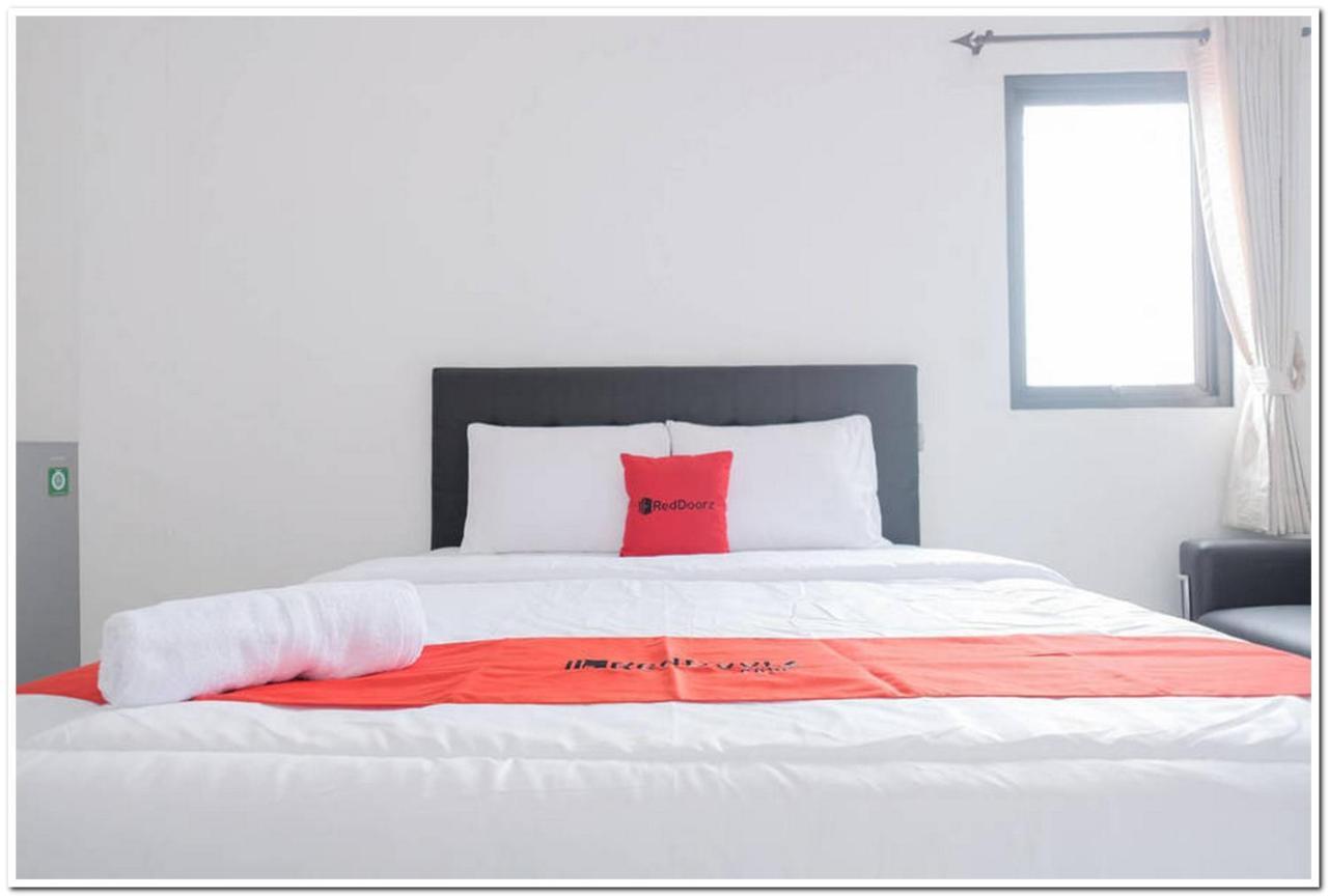 Reddoorz Near Kota Tua 2 Otel Cakarta Dış mekan fotoğraf